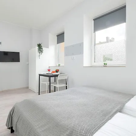 Przytulne Z Pralka Niedaleko Muzeum Wlokiennictwa W Lodzi By Renters Appartamento Łódź